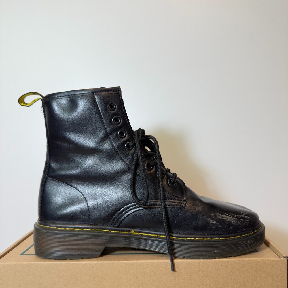 Dr Martens Zavala J Womens 7.5 Black Leather Combat Boots Lace Up Bouncing Sole - Picture 2 of 8